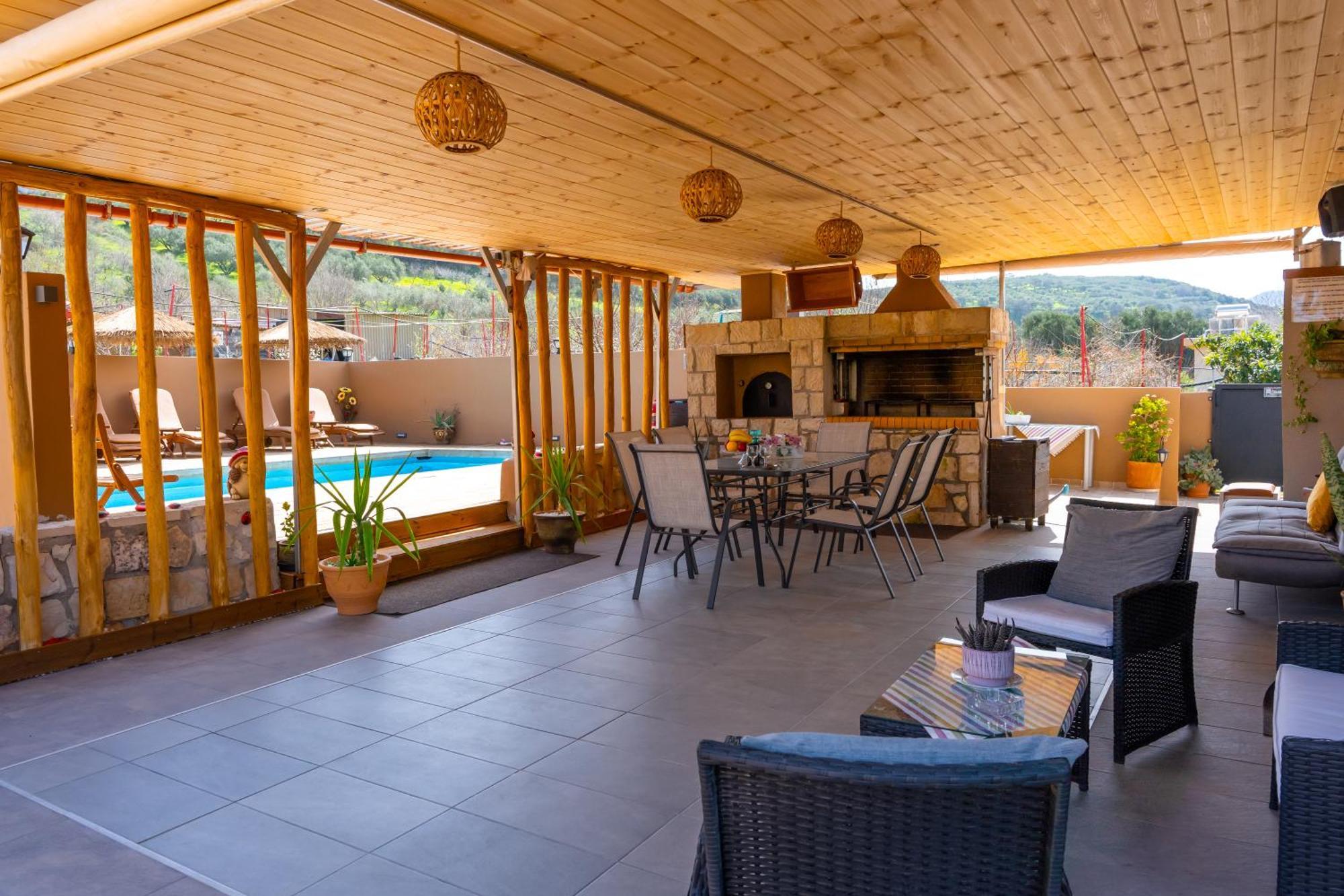 Countryhouse Villa With Pool & Private Parking Iráclio Exterior foto